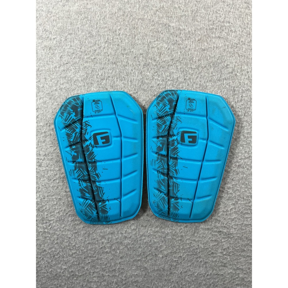G-Form Pro-S Blade Soccer Shin Guards Blue Black NOCSAE Kids Size Medium M 1463
